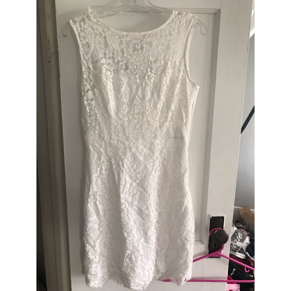 White lace cocktail dress